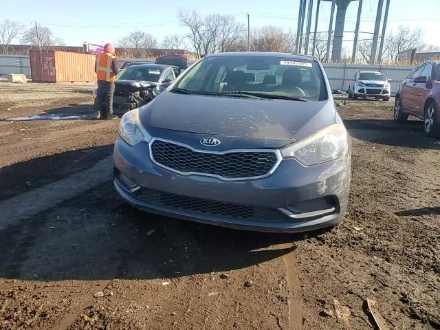 2016 Kia Forte - Image 10