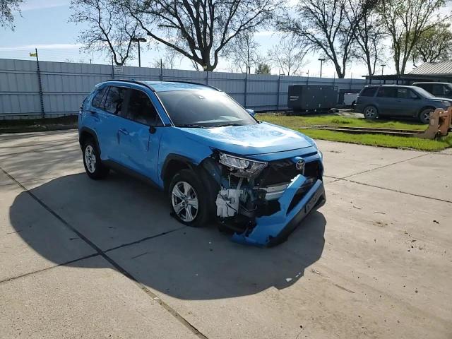 2021 Toyota Rav4 Xle VIN: 2T3P1RFV3MW210581 Lot: 49719345