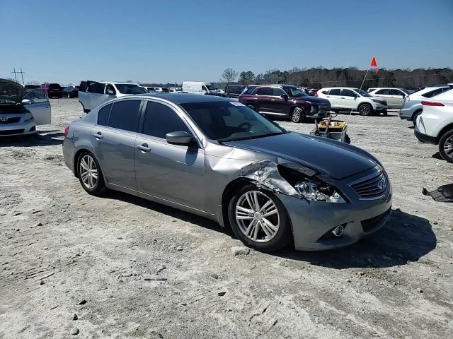 2011 Infiniti G - Image 10