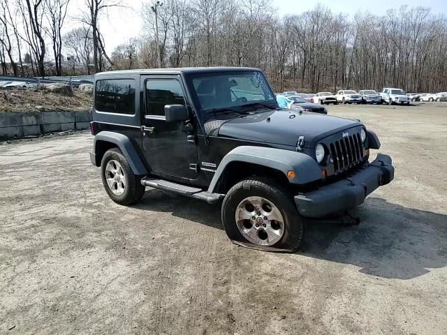 2013 Jeep Wrangler - Image 10