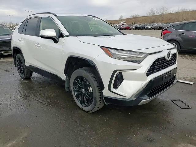 2024 Toyota RAV 4 - Image 15
