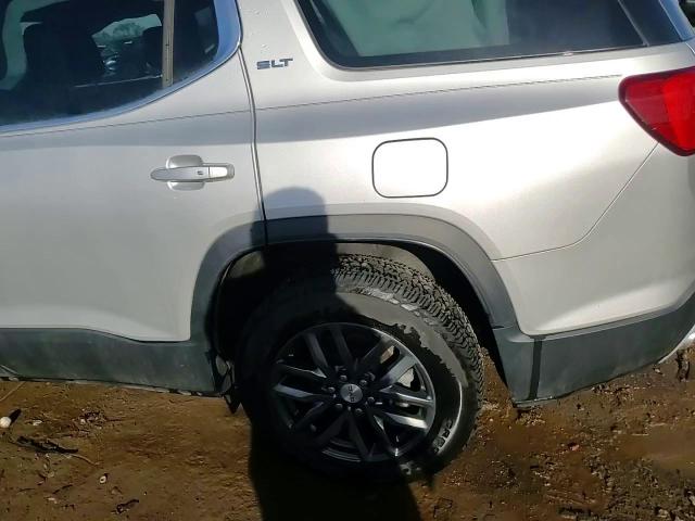 2019 GMC Acadia - Image 15