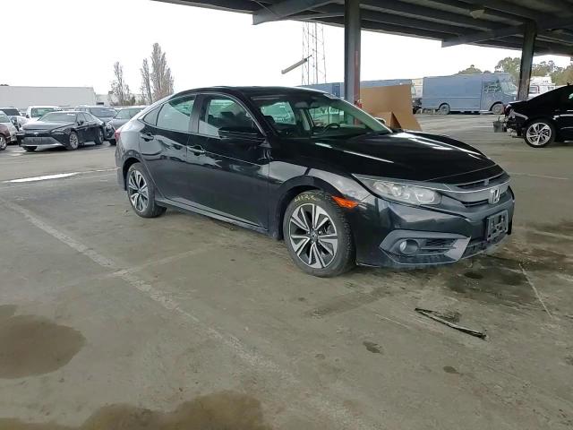 2017 Honda Civic - Image 11