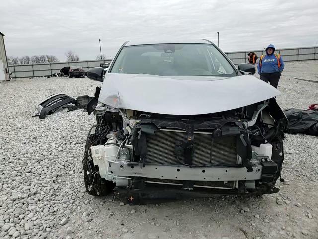 2018 Toyota RAV 4 - Image 11