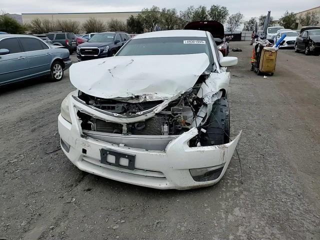 2014 Nissan Altima - Image 11