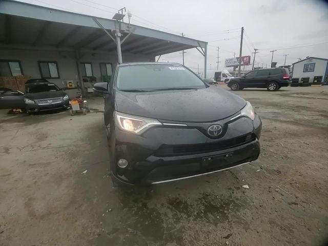2018 Toyota RAV 4 - Image 11
