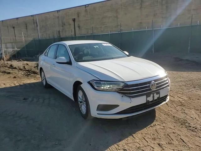 2019 Volkswagen Jetta - Image 10
