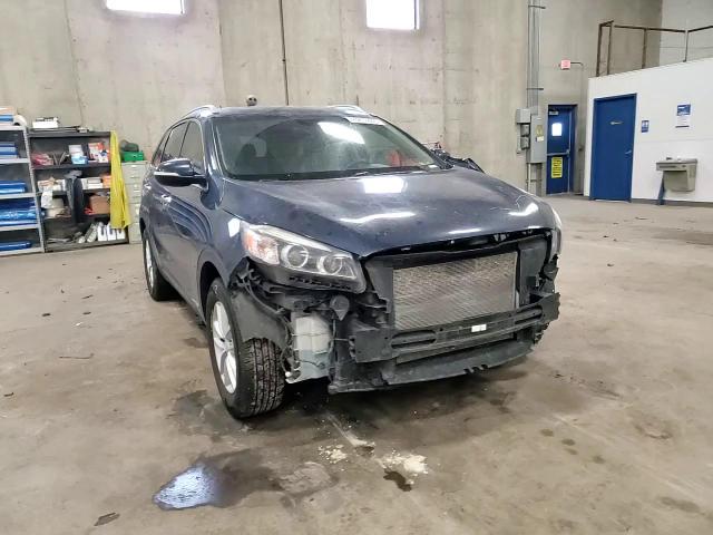 2017 Kia Sorento - Image 11