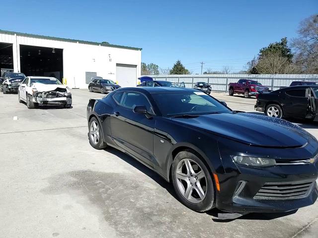 2016 Chevrolet Camaro - Image 10