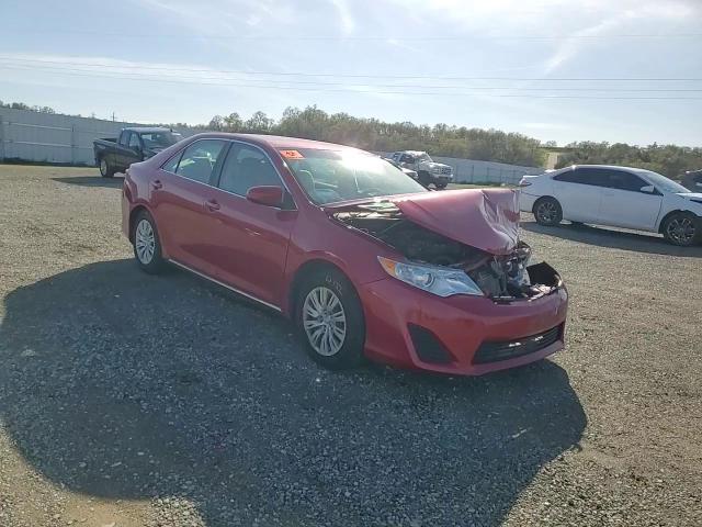 2014 Toyota Camry - Image 10