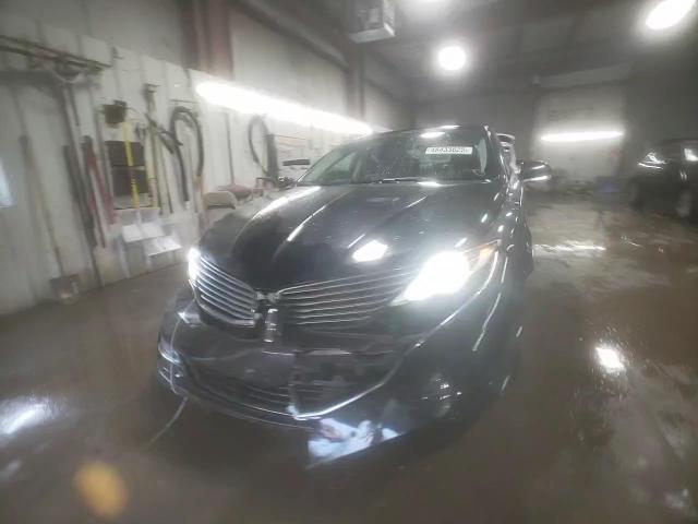 2013 Lincoln MKZ - Image 13