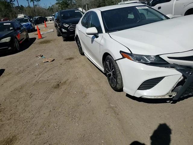 2019 Toyota Camry - Image 11
