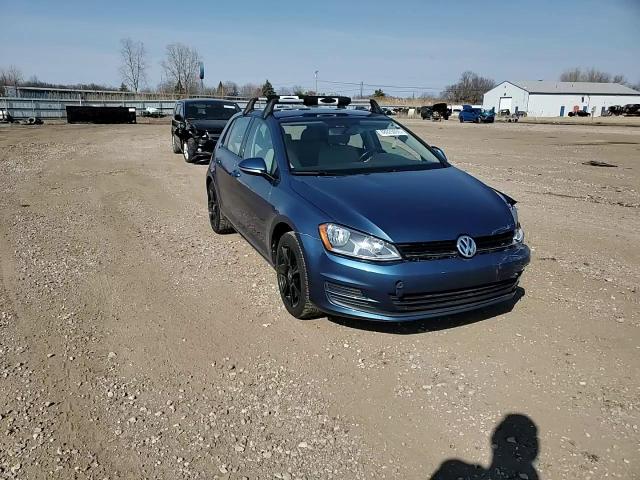 2017 Volkswagen Golf - Image 11