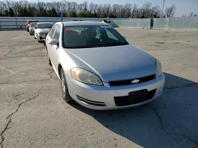 2009 Chevrolet Impala - Image 11