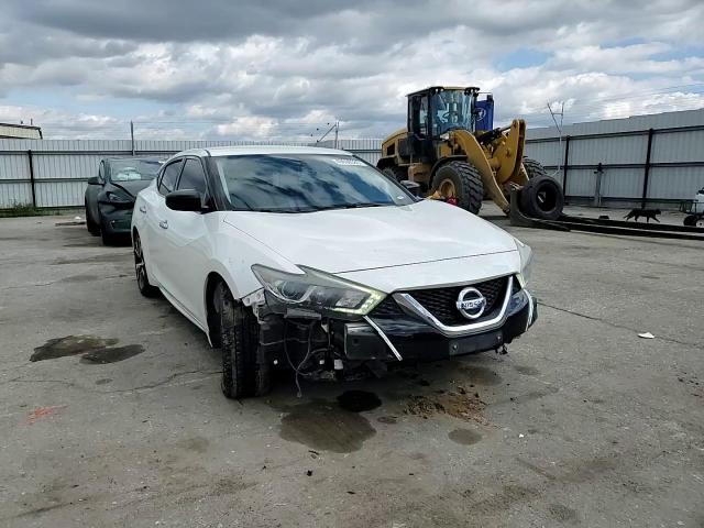 2018 Nissan Maxima - Image 10