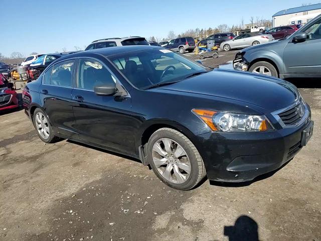 2009 Honda Accord - Image 11