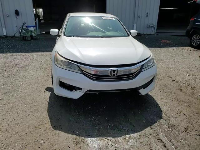 2017 Honda Accord - Image 11