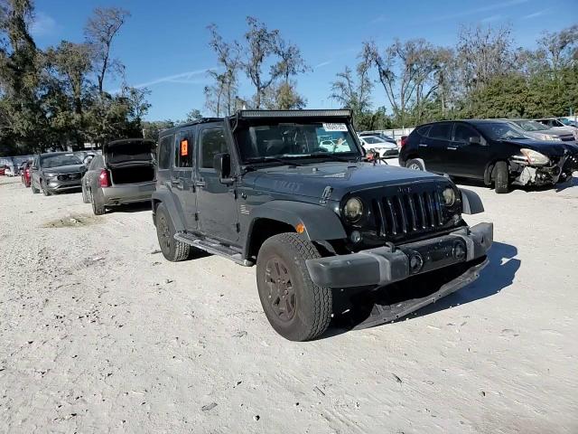 2017 Jeep Wrangler - Image 11