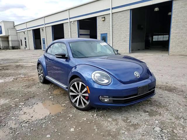 2012 Volkswagen Beetle - Image 10
