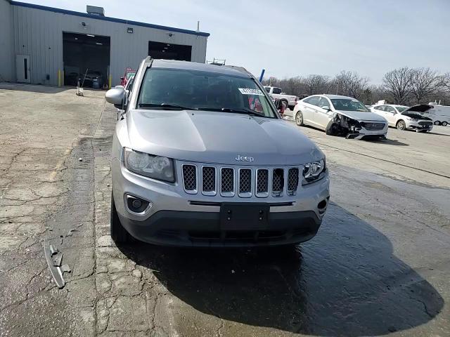 2016 Jeep Compass - Image 15