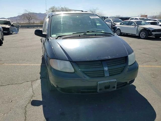 2007 Dodge Caravan - Image 12