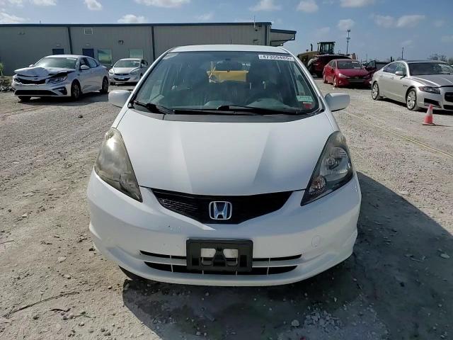 2013 Honda Fit - Image 13