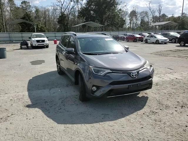 2016 Toyota RAV 4 - Image 12