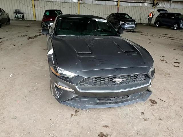2020 Ford Mustang - Image 11