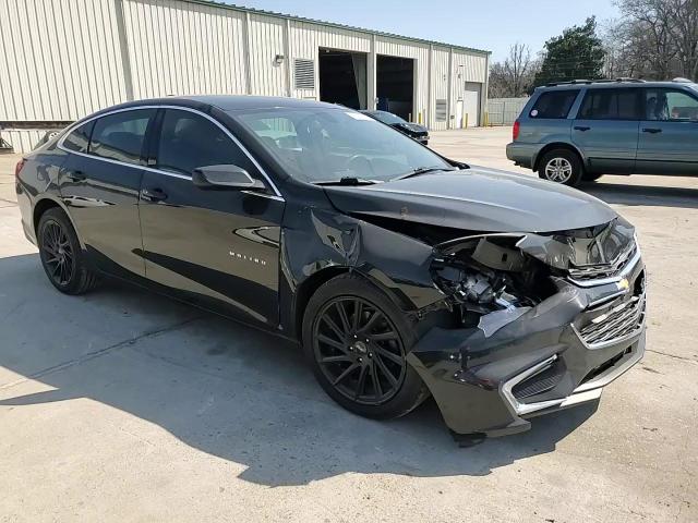 2018 Chevrolet Malibu - Image 11