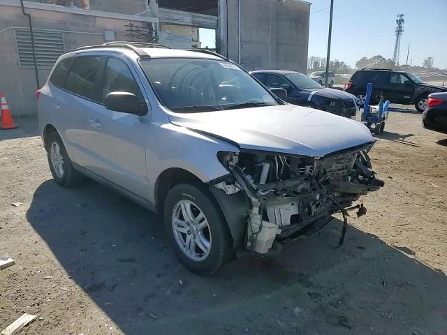2010 Hyundai Santa Fe - Image 11