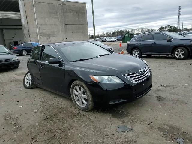 2011 Toyota Camry - Image 11