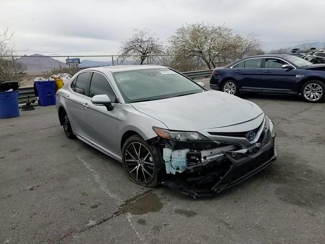 2024 Toyota Camry - Image 10