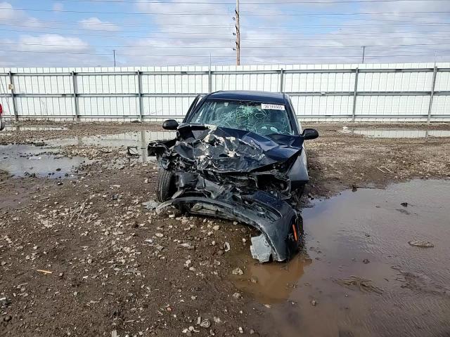 2005 Hyundai Elantra Gls VIN: KMHDN46D05U925779 Lot: 50149505