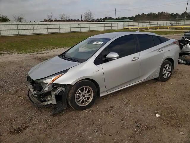 2018 Toyota Prius - Image 11