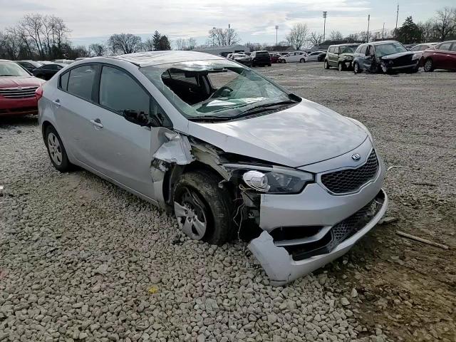 2016 Kia Forte - Image 11