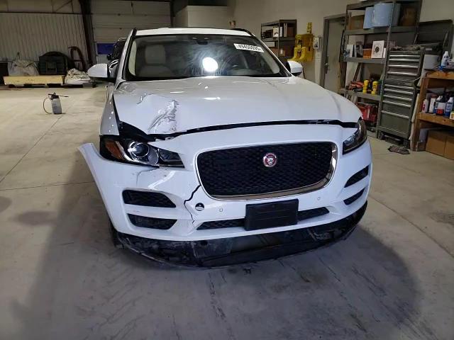 2020 Jaguar F-Pace - Image 11