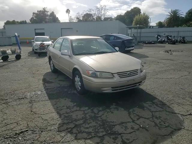 1999 Toyota Camry Le VIN: JT2BG22K8X0376107 Lot: 49145645