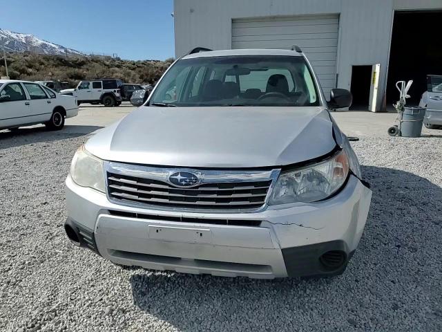 2010 Subaru Forester - Image 11