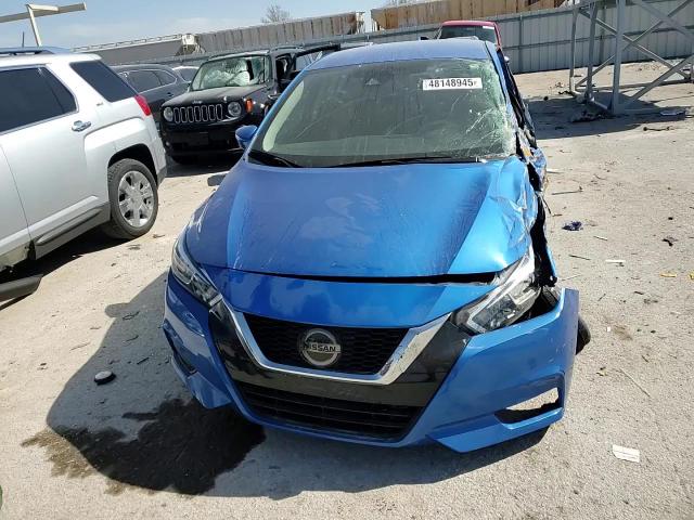 2020 Nissan Versa - Image 10