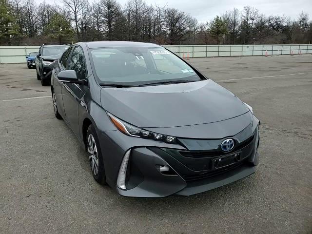 2022 Toyota Prius - Image 10