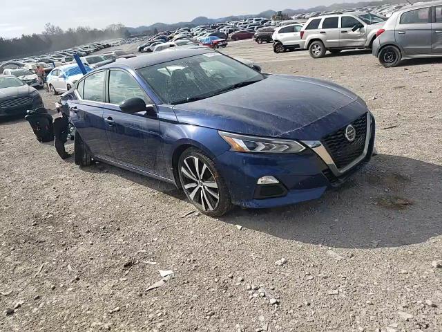 2020 Nissan Altima - Image 11