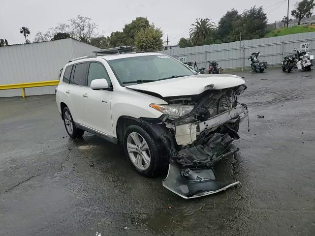 2013 Toyota Highlander - Image 12