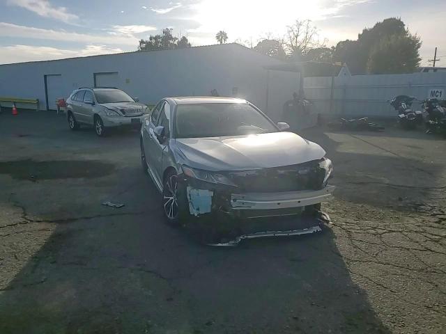 2020 Toyota Camry - Image 11