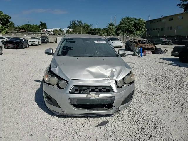 2012 Chevrolet Sonic - Image 13