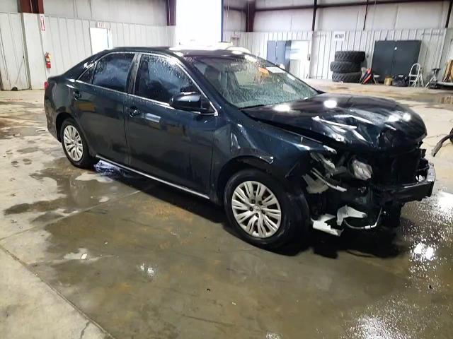 2014 Toyota Camry - Image 10