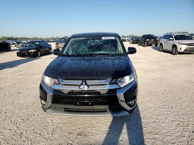 2016 Mitsubishi Outlander - Image 12