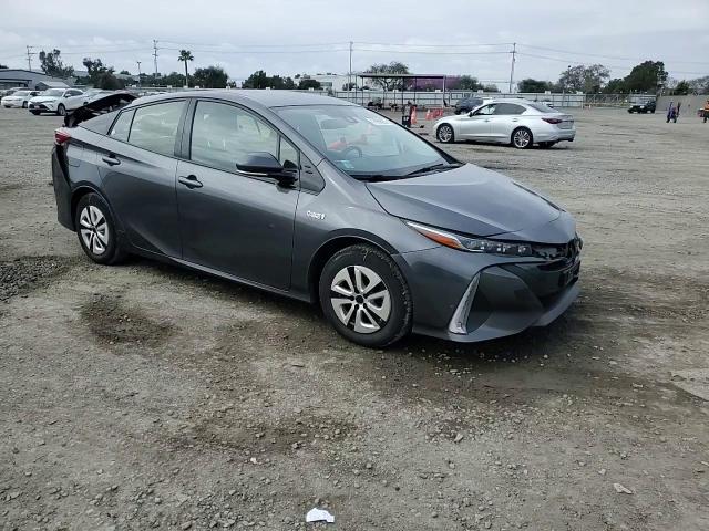 2020 Toyota Prius - Image 11