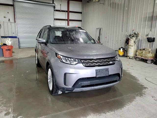 2020 Land Rover Discovery - Image 14