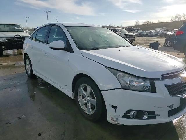 2012 Chevrolet Cruze - Image 13