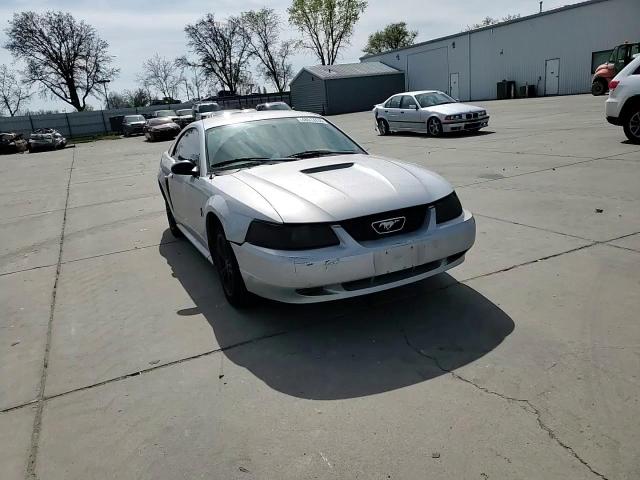 2002 Ford Mustang - Image 11